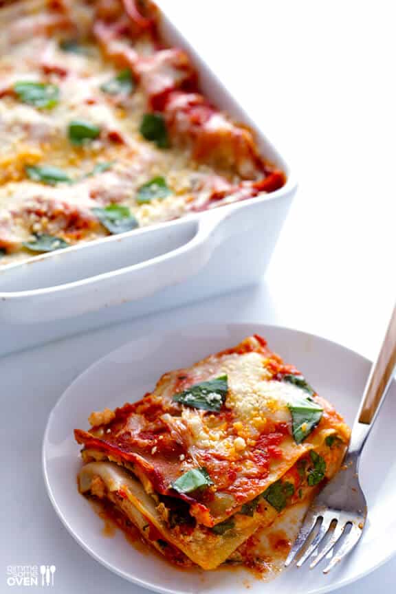 10-Minute Spinach Lasagna -- quick and easy to prep, and SO good! | gimmesomeoven.com #pasta 10-Minute Spinach Lasagna -- quick and easy to prep, and SO good! | gimmesomeoven.com #pasta
