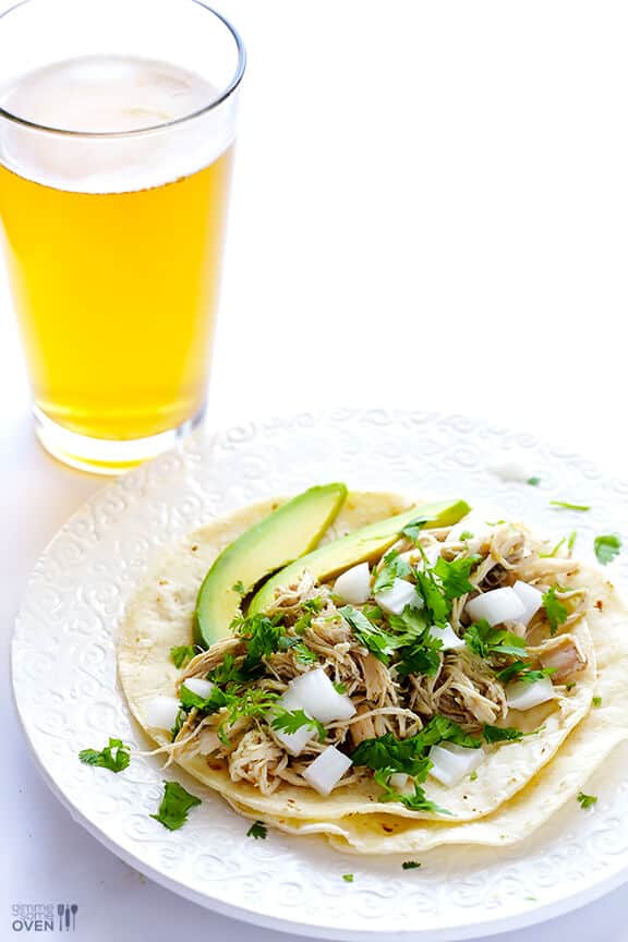 4-Ingredient Slow Cooker Salsa Verde Chicken | gimmesomeoven.com #recipe 4-Ingredient Slow Cooker Salsa Verde Chicken | gimmesomeoven.com #recipe
