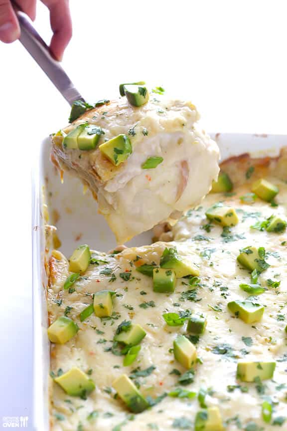 White Chicken Enchilada Casserole | gimmesomeoven.com #mexican White Chicken Enchilada Casserole | gimmesomeoven.com #mexican