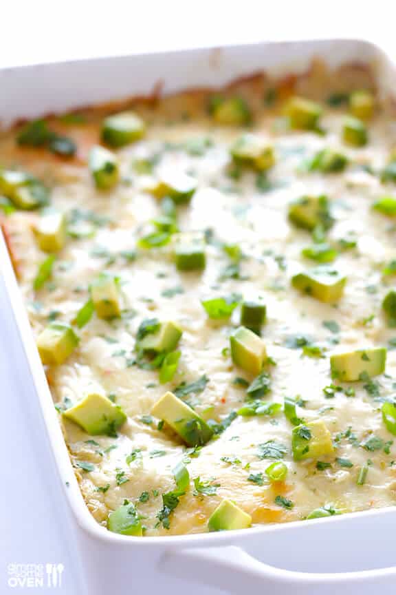 White Chicken Enchilada Casserole | gimmesomeoven.com #mexican White Chicken Enchilada Casserole | gimmesomeoven.com #mexican