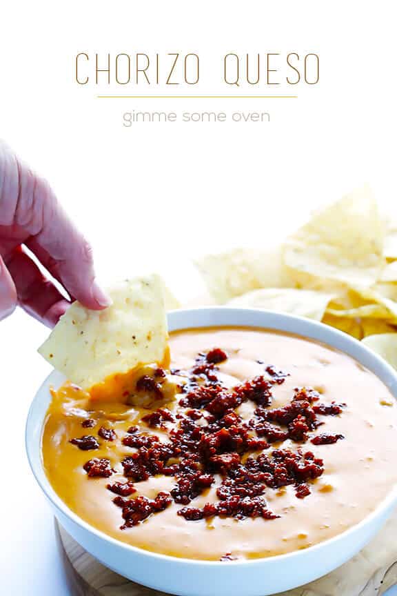 Chorizo Queso (Chorizo Cheese Dip) | gimmesomeoven.com Chorizo Queso (Chorizo Cheese Dip) | gimmesomeoven.com