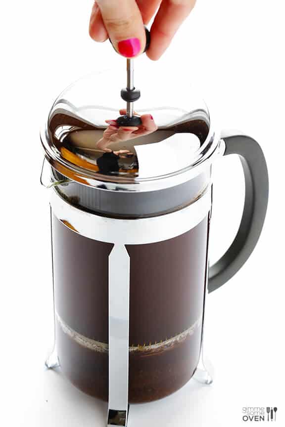 French Press Coffee -- learn how to make perfect French press coffee with this step-by-step tutorial | gimmesomeoven.com #howto French Press Coffee -- learn how to make perfect French press coffee with this step-by-step tutorial | gimmesomeoven.com #howto