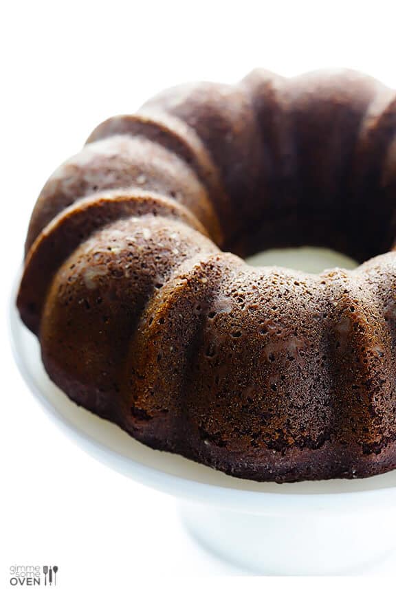 Greek Yogurt Chocolate Cake | gimmesomeoven.com #dessert Greek Yogurt Chocolate Cake | gimmesomeoven.com #dessert