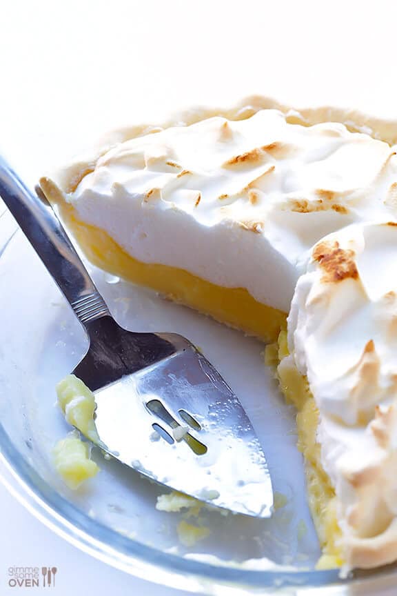 Lemon Meringue Pie | gimmesomeoven.com #dessert #pie #recipe Lemon Meringue Pie | gimmesomeoven.com #dessert #pie #recipe