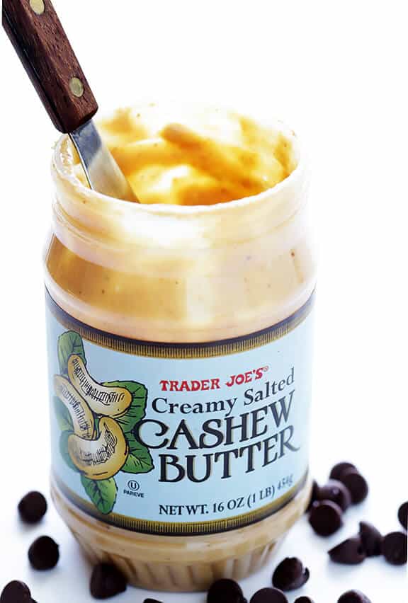 Cashew Dark Chocolate Energy Bites | gimmesomeoven.com #glutenfree #vegan Cashew Dark Chocolate Energy Bites | gimmesomeoven.com #glutenfree #vegan
