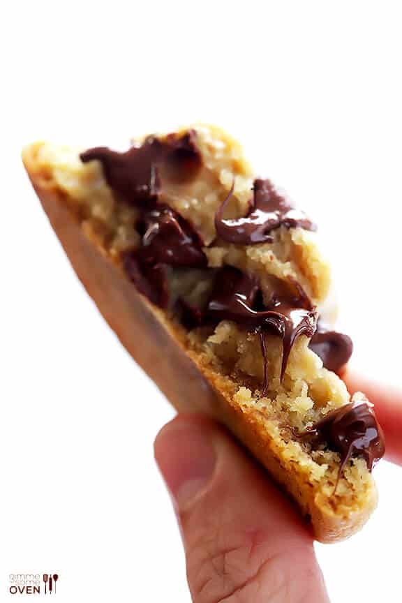 Coconut Oil Chocolate Chip Cookies | gimmesomeoven.com Coconut Oil Chocolate Chip Cookies | gimmesomeoven.com