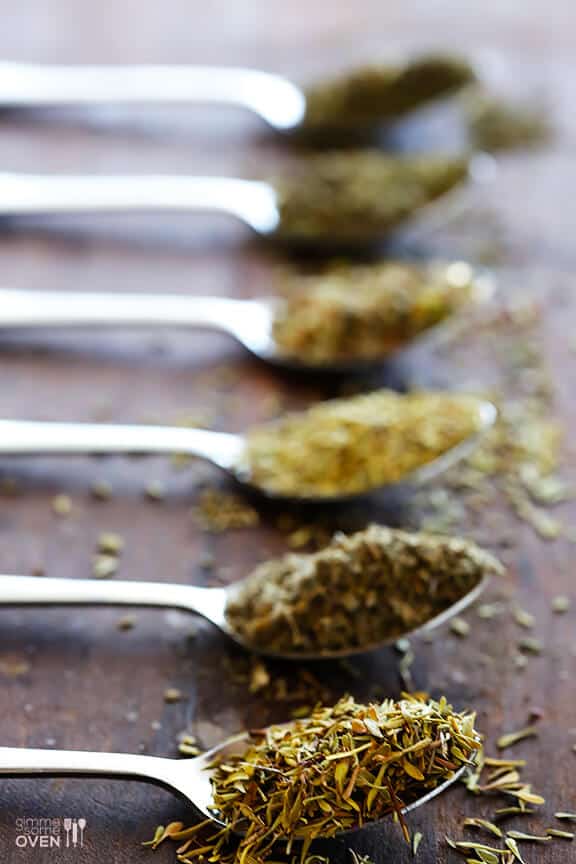 Homemade Italian Seasoning | gimmesomeoven.com Homemade Italian Seasoning | gimmesomeoven.com