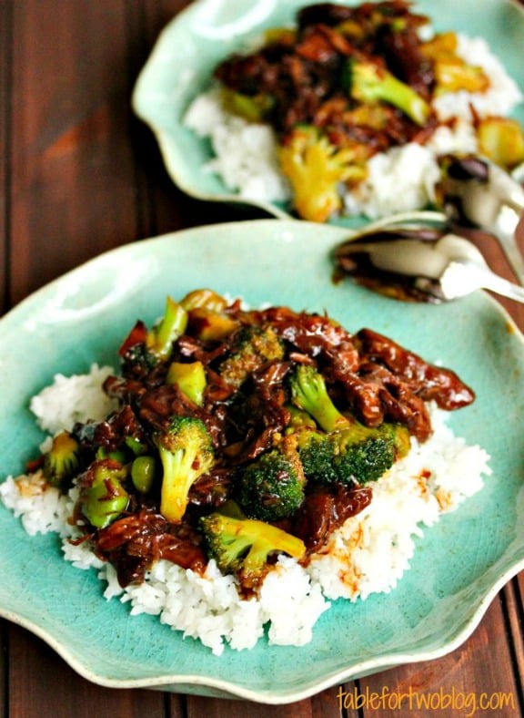Take-Out, Fake-Out: Beef & Broccoli (Crockpot) | tablefortwoblog.com Take-Out, Fake-Out: Beef & Broccoli (Crockpot) | tablefortwoblog.com