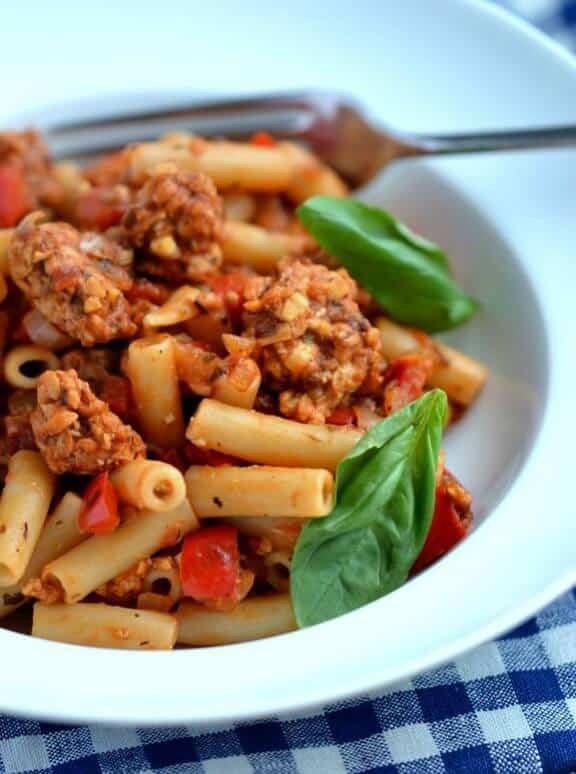 Italian Tempeh & Sweet Pepper Pasta | coconutandberries.com Italian Tempeh & Sweet Pepper Pasta | coconutandberries.com