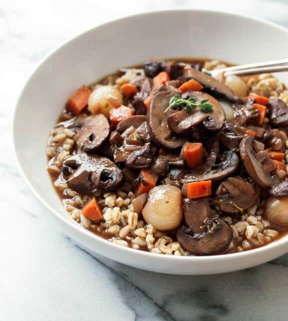 Mushroom Bourguignon | thesimpleveganista.blogspot.com Mushroom Bourguignon | thesimpleveganista.blogspot.com