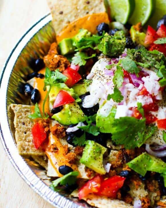 Vegan Nachos I kblog.lunchboxbunch.com Vegan Nachos I kblog.lunchboxbunch.com