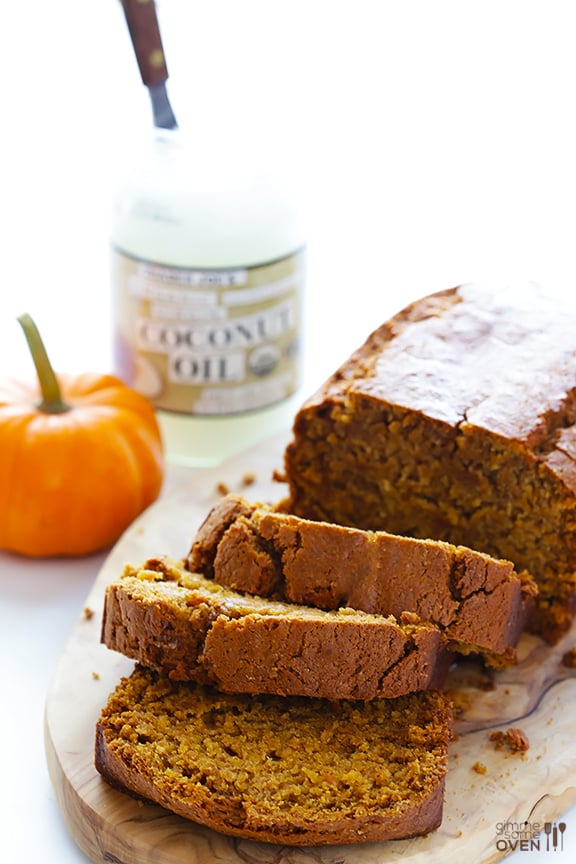 Coconut Oil Pumpkin Bread | gimmesomeoven.com #fall #recipe Coconut Oil Pumpkin Bread | gimmesomeoven.com #fall #recipe