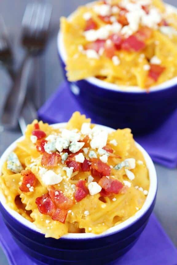 Butternut Squash, Bacon and Blue cheese Mac & Cheese | gimmesomeoven.com