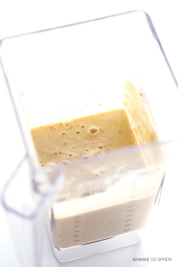 Apple Pie Protein Smoothie -- it's quick, easy, made with everyday ingredients, and so tasty! | gimmesomeoven.com #glutenfree