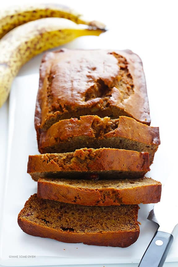 This banana bread recipe is naturally-sweetened with maple syrup, easy to make, and SO moist and delicious | gimmesomeoven.com