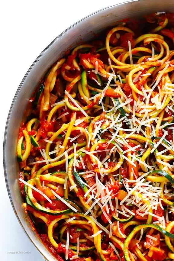 Zoodles Marinara (Zucchini Noodles with Chunky Tomato Sauce) -- easy to make, and SO delicious! | gimmesomeoven.com