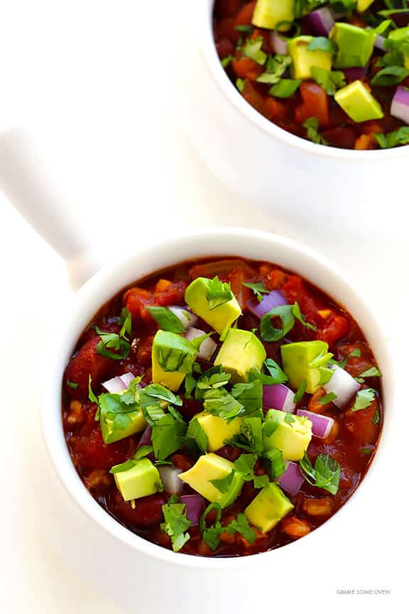 Slow Cooker Vegetarian Chili Recipe -- easy to make in the crock pot or on the stovetop, naturally gluten-free and vegan, and SO delicious! | gimmesomeoven.com