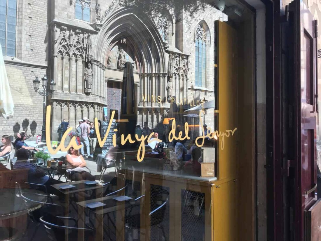 La Vinya del Senyor - our favorite spot for cava with a view | Gimme Some Barcelona Travel Guide La Vinya del Senyor - our favorite spot for cava with a view | Gimme Some Barcelona Travel Guide