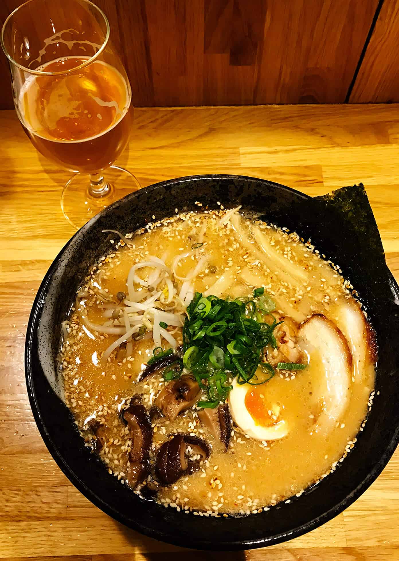 Grasshopper ramen bar | Gimme Some Barcelona Travel Guide Grasshopper ramen bar | Gimme Some Barcelona Travel Guide