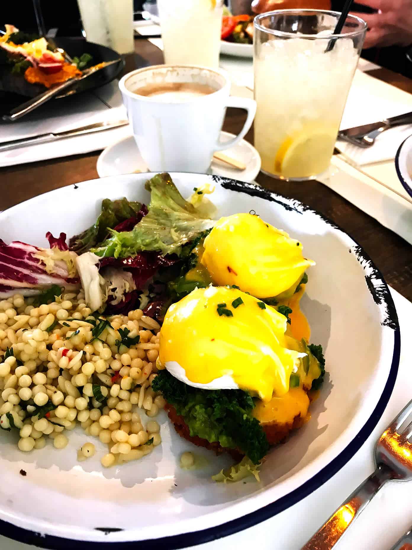 Picnic for Brunch | Gimme Some Barcelona Travel Guide Picnic for Brunch | Gimme Some Barcelona Travel Guide