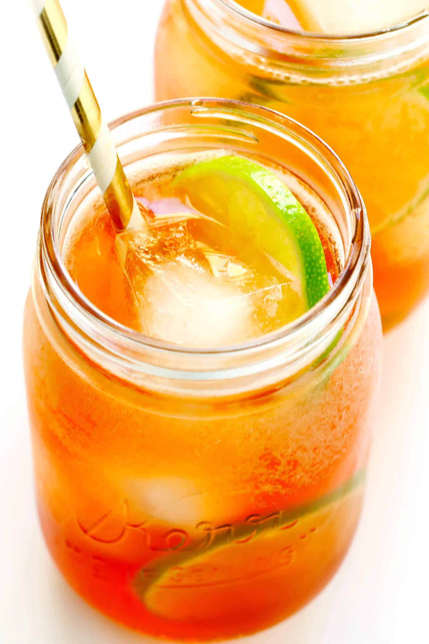 LOVE a good horsefeather cocktail! It's basically a whiskey version of a Moscow mule, made with bourbon, ginger beer, bitters and a twist of lime or lemon. Perfect for easy entertaining! | Gimme Some Oven #cocktail #whiskey #bourbon #moscowmule #gingerbeer Horsefeather Cocktail (Whiskey Moscow Mule)