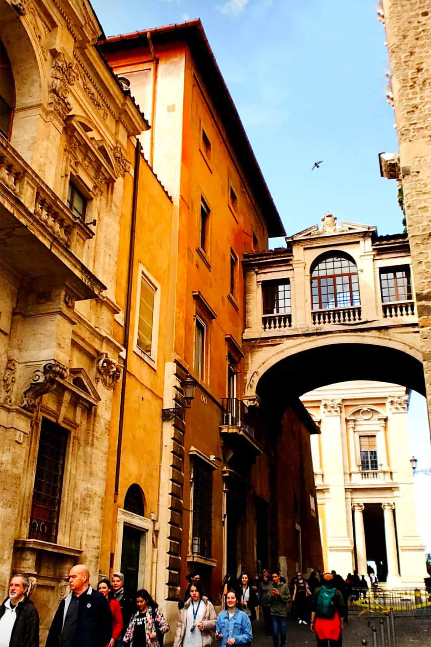 Our Weekend In Rome and Naples -- lots of travel recommendations on the best restaurants and what to eat, things to do, and where to stay in Roma. | Gimme Some Oven #rome #italy #travel #tips #restaurants Streets of Rome