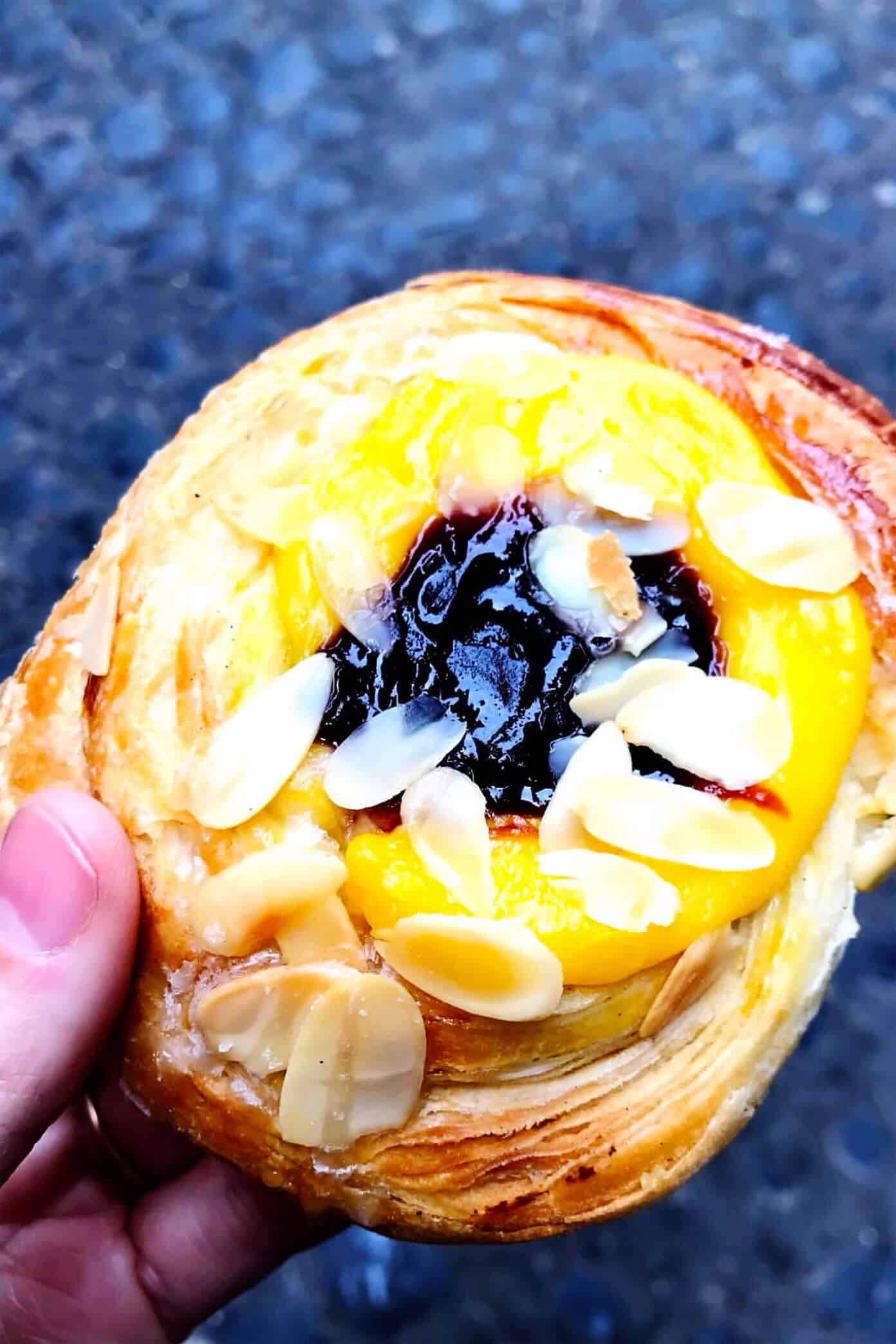 Our Weekend In Rome and Naples -- lots of travel recommendations on the best restaurants and what to eat, things to do, and where to stay in Roma. | Gimme Some Oven #rome #italy #travel #tips #restaurants Roscioli Pastry in Rome