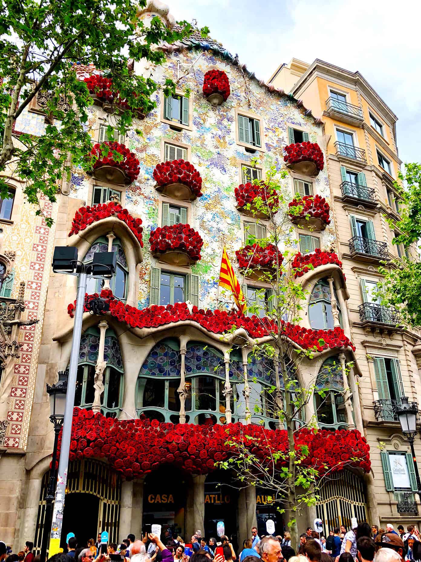 Our First Sant Jordi Day in Barcelona! | Gimme Some Oven Casa Battlo in Barcelona on Sant Jordi Day