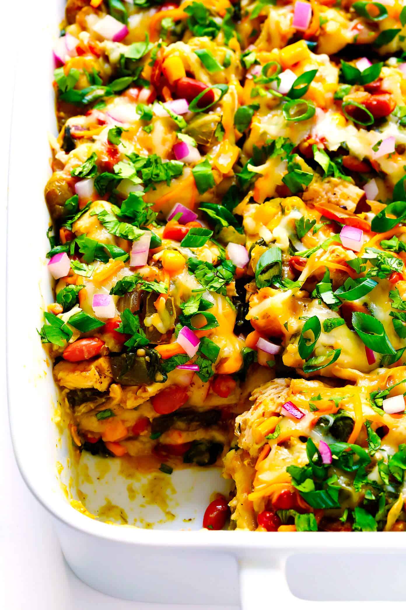 The BEST 15-Minute Green Enchilada Sauce recipe! It's quick and easy to make, naturally vegan, vegetarian and gluten-free, and made with lots and lots of (canned) green chiles. Perfect for chicken enchiladas verdes, chilaquiles, tacos, burritos, and other Mexican dinner favorites. Or feel free to just use it as a finishing sauce for chicken, steak, fish, roasted vegetables, or any other faves. | Gimme Some Oven #enchilada #sauce #chile #mexican #glutenfree #healthy #dinner #recipe Verde Chicken Enchilada Casserole Recipe