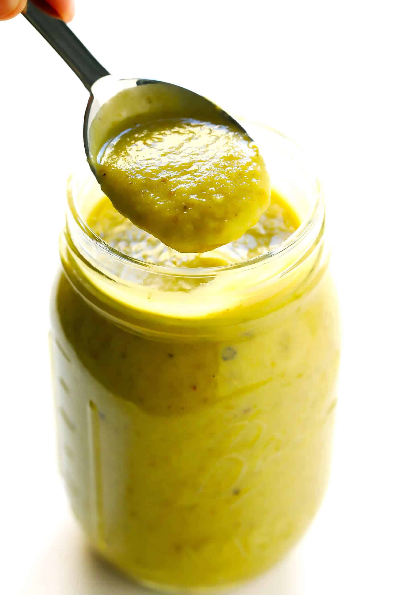 The BEST 15-Minute Green Enchilada Sauce recipe! It's quick and easy to make, naturally vegan, vegetarian and gluten-free, and made with lots and lots of (canned) green chiles. Perfect for chicken enchiladas verdes, chilaquiles, tacos, burritos, and other Mexican dinner favorites. Or feel free to just use it as a finishing sauce for chicken, steak, fish, roasted vegetables, or any other faves. | Gimme Some Oven #enchilada #sauce #chile #mexican #glutenfree #healthy #dinner #recipe Healthy Green Enchilada Sauce Recipe