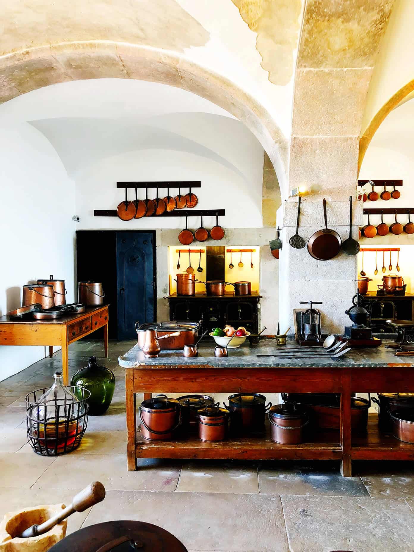 Weekend in Lisbon, Portugal -- all of our best recs on where to stay, eat and visit! | gimmesomeoven.com #travel #lisbon #portugal #traveltips Pena Palace Kitchen in Portugal