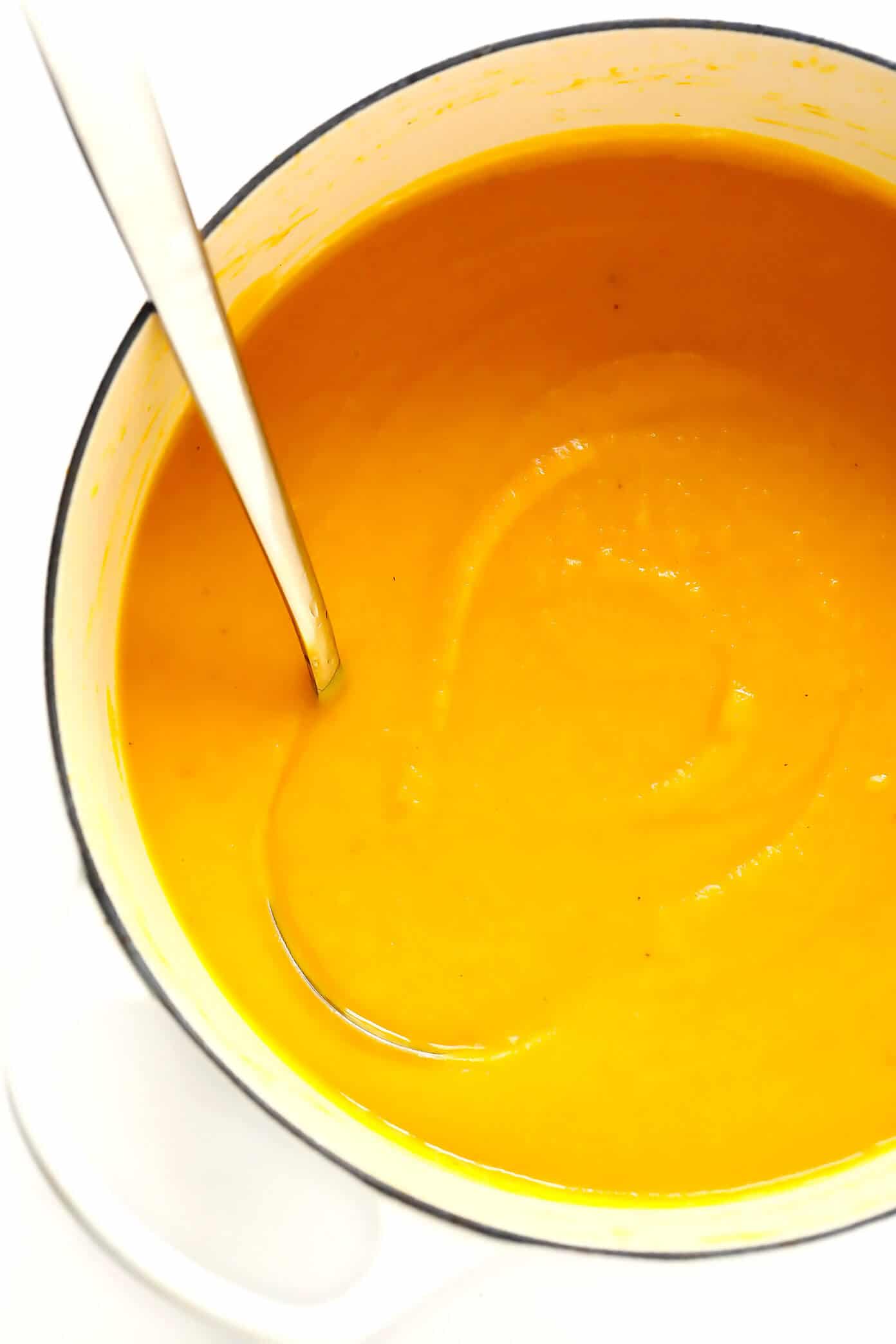 The BEST Butternut Squash Soup recipe! It's a super cozy and delicious dinner recipe, and made with healthy, seasonal ingredients you can feel great about. Easy to make in the Instant Pot (pressure cooker), Crockpot, or on the stovetop. | Gimme Some Oven #butternut #soup #glutenfree #vegan #vegetarian #healthy #fall #winter #thanksgiving The Best Butternut Squash Soup Recipe | Slow Cooker, Instant Pot or Stovetop