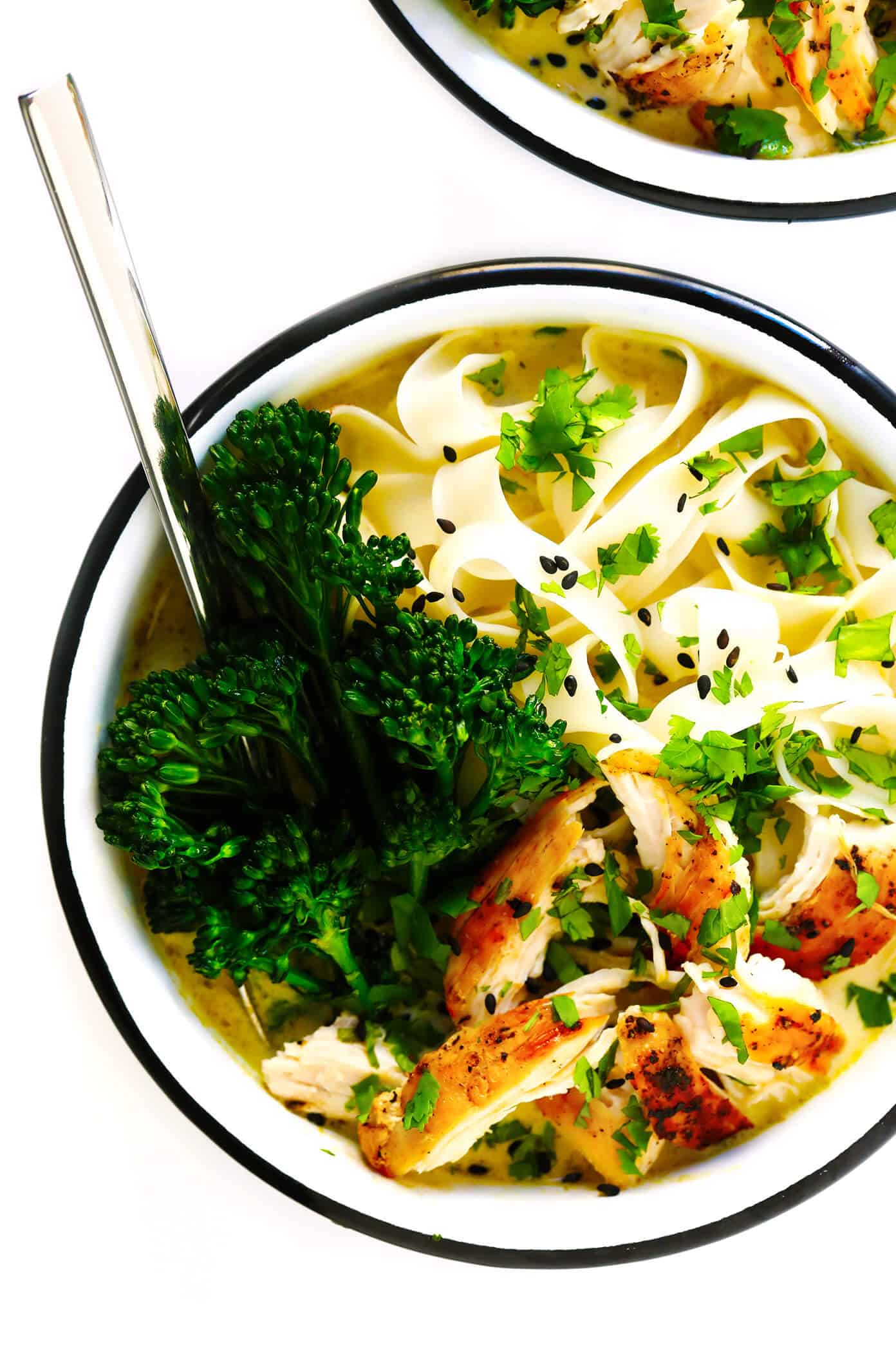 LOVE this Everyday Green Curry recipe! It's made with the most delicious Thai coconut green curry broth, and easy to customize with rice or noodles, plus any kind of veggies or proteins (chicken, shrimp, beef, tofu, etc.). Perfect for quick and easy dinners! | Gimme Some Oven #curry #soup #glutenfree #noodles #rice #thai #dinner #hotpot #instantpot #vegetarian #vegan #chicken Everyday Green Curry Recipe