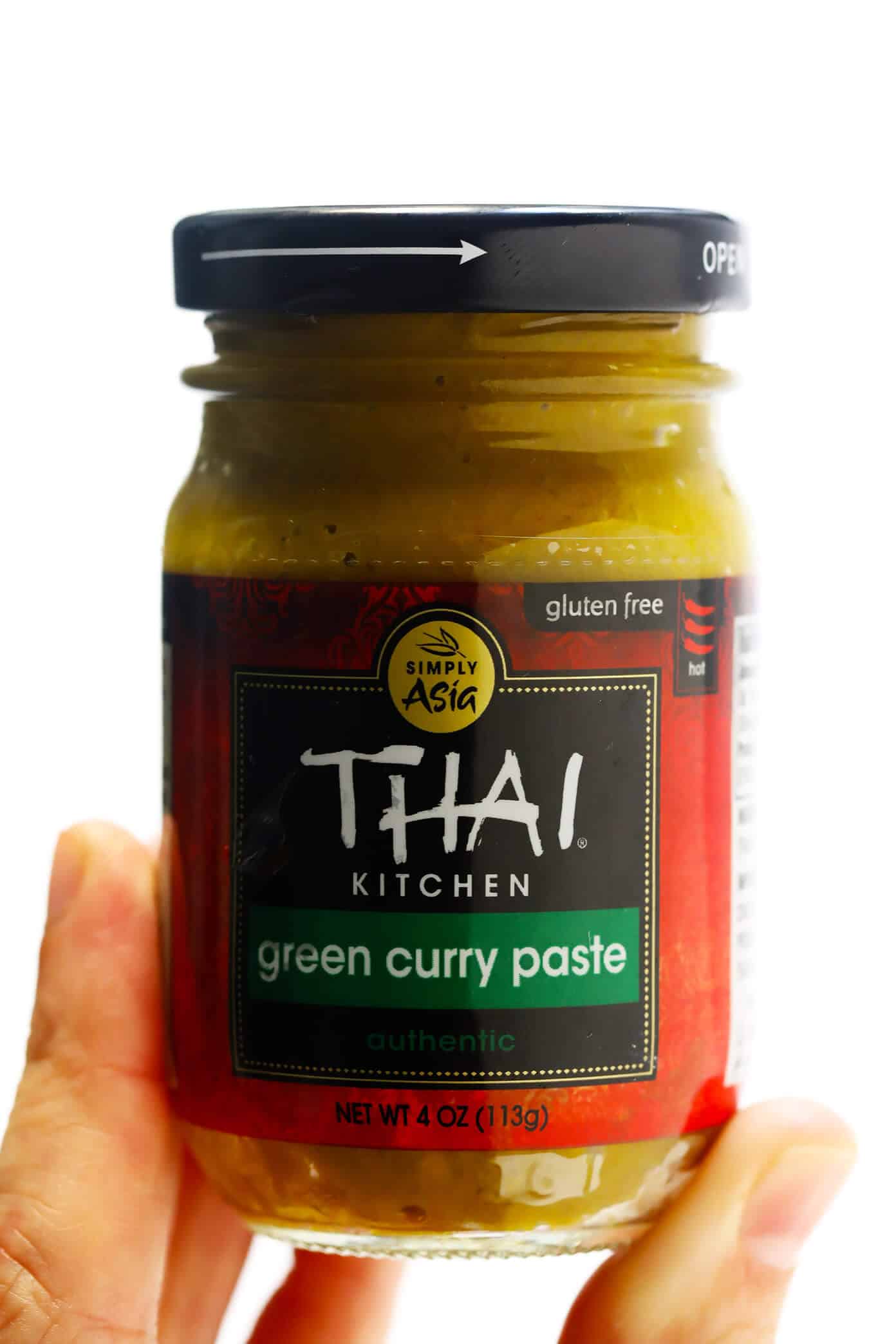 LOVE this Everyday Green Curry recipe! It's made with the most delicious Thai coconut green curry broth, and easy to customize with rice or noodles, plus any kind of veggies or proteins (chicken, shrimp, beef, tofu, etc.). Perfect for quick and easy dinners! | Gimme Some Oven #curry #soup #glutenfree #noodles #rice #thai #dinner #hotpot #instantpot #vegetarian #vegan #chicken Thai Green Curry Paste | Everyday Green Curry Recipe