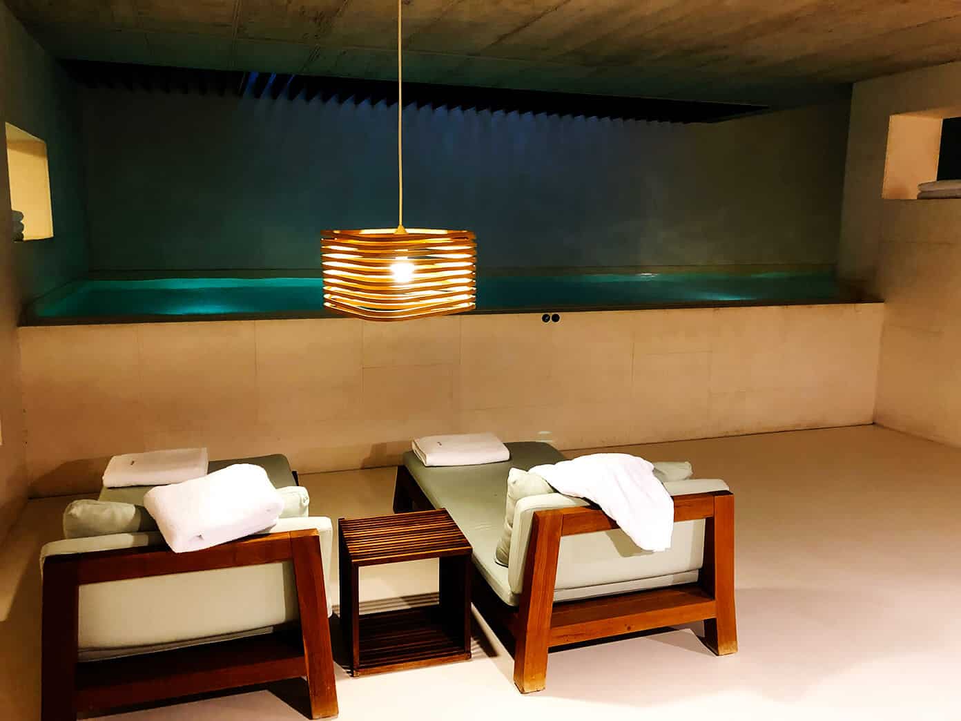 Alma Hotel Barcelona Review | Gimme Some Barcelona Travel Guide | www.gimmesomeoven.com/barcelona-travel-guide/ #barcelona #spain #europe #hotel #boutique #travel #traveltips #luxury Alma Hotel Barcelona Spa Pool