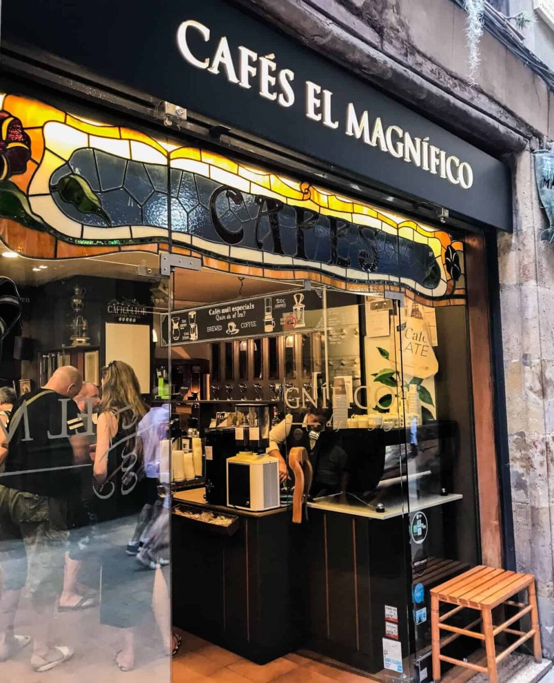 Cafe El Magnifico | Barcelona Travel Guide | gimmesomeoven.com Cafe El Magnifico