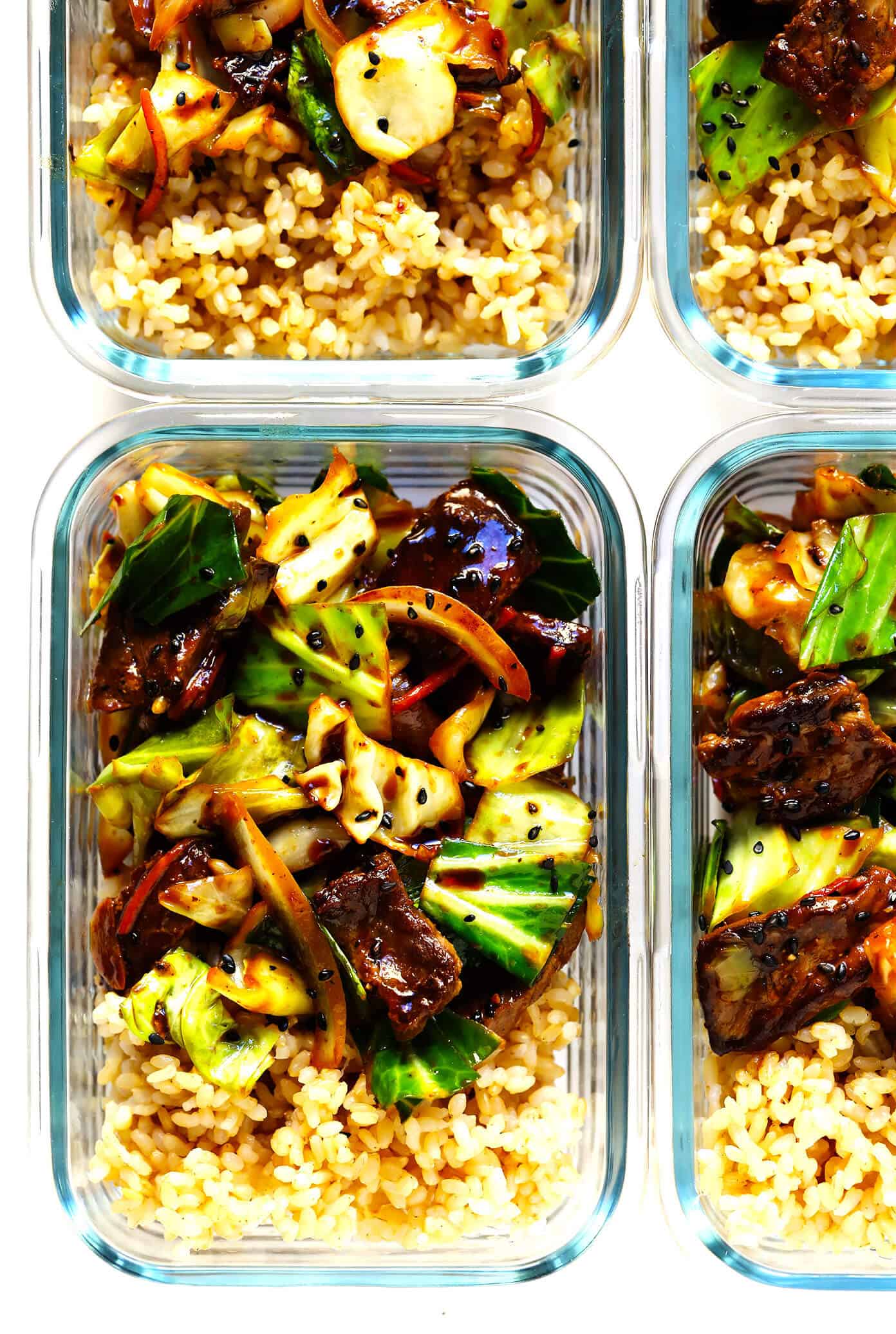 This Sesame Beef and Cabbage Stir-Fry recipe is loaded up with lots of tender steak and veggies, tossed in a yummy sesame ginger sauce, and perfect for easy weeknight dinners or healthy meal prep! Serve over rice, noodles, quinoa -- you name it. | gimmesomeoven.com #beef #stirfry #mealprep #dinner #healthy #chinese #rice Sesame Beef and Cabbage Stir Fry Meal Prep Recipe
