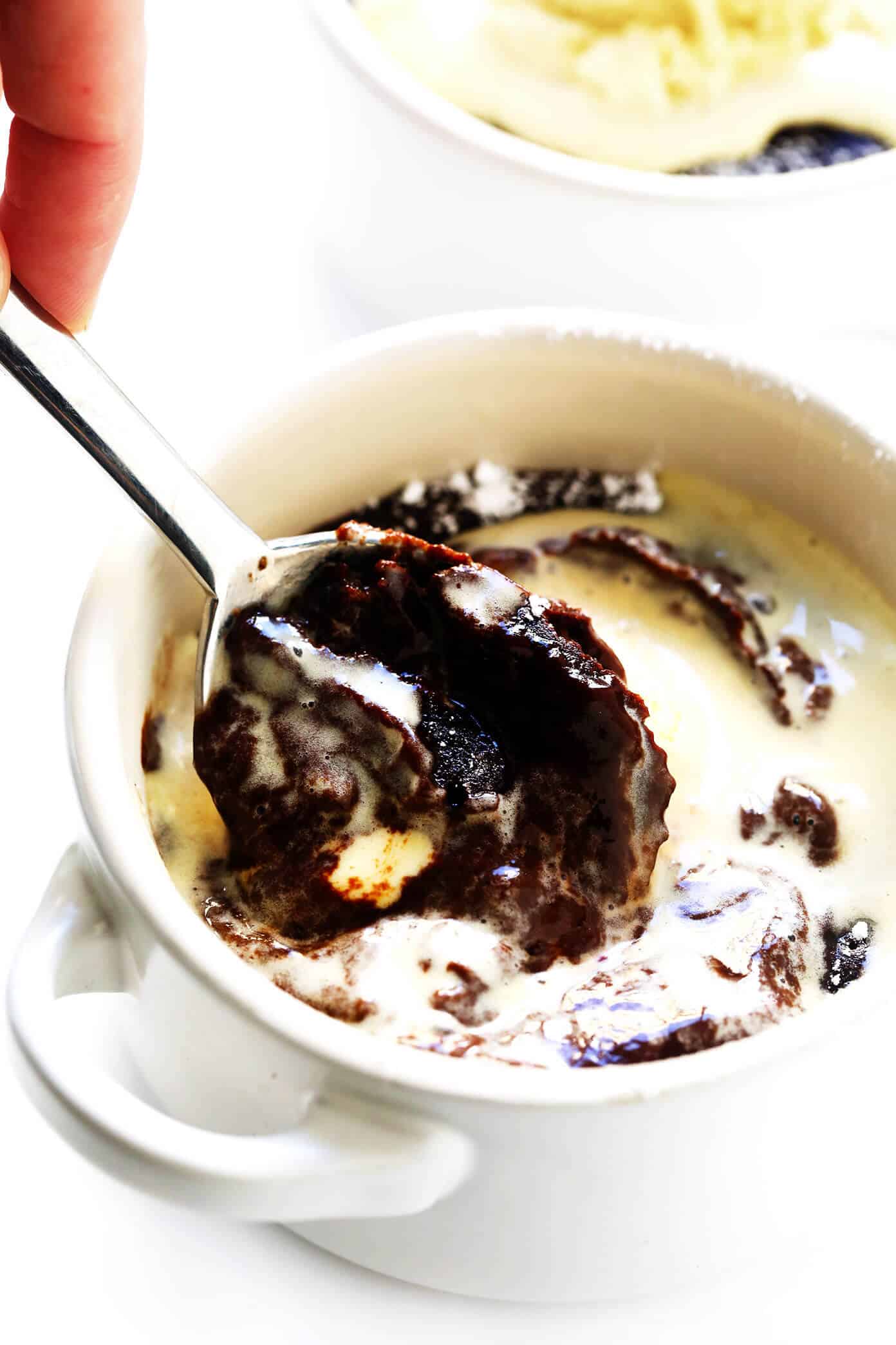This Dreamy Chocolate Lava Cakes recipe is the BEST! They're quick and easy to make in 20 minutes with just 7 ingredients. And that moist cake with its gooey, molten center is just as rich and decadent and chocolatey as ever. | gimmesomeoven.com #dessert #chocolate #cake #easy #pudding #party #valentines Chocolate Molten Cake Recipe