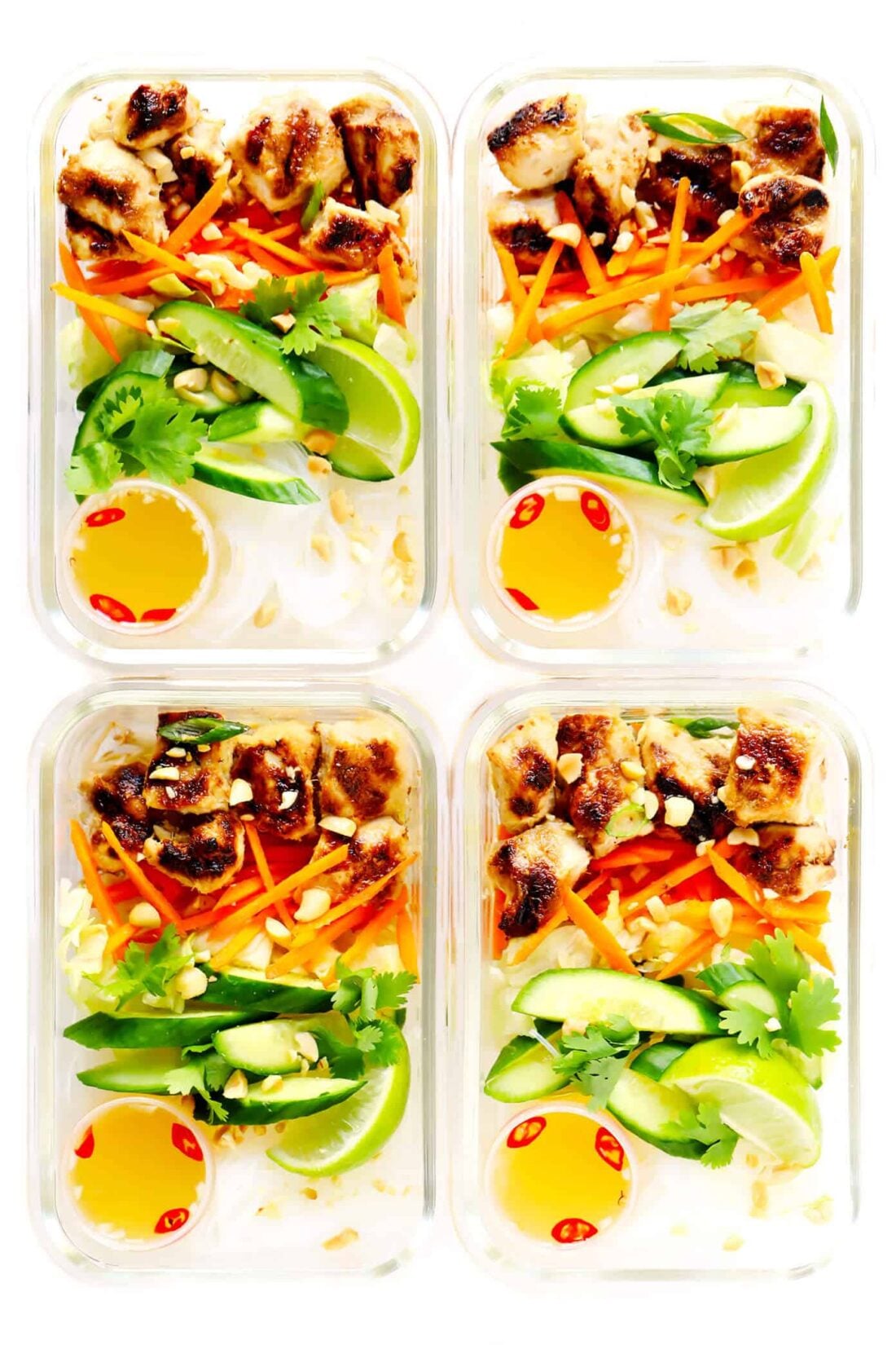 This Vietnamese Noodle Bowls recipe is easy to make with chicken (or beef, pork, shrimp, tofu or meatballs), rice noodles, loads of fresh veggies, herbs, and nuoc cham (that Vietnamese dipping sauce that tastes good on everything!). Perfect for healthy dinners or meal prep! | gimmesomeoven.com #vietnamese #noodles #chicken #mealprep #healthy #asian #salad Bun Meal Prep (Vietnamese Chicken Noodle Bowls)