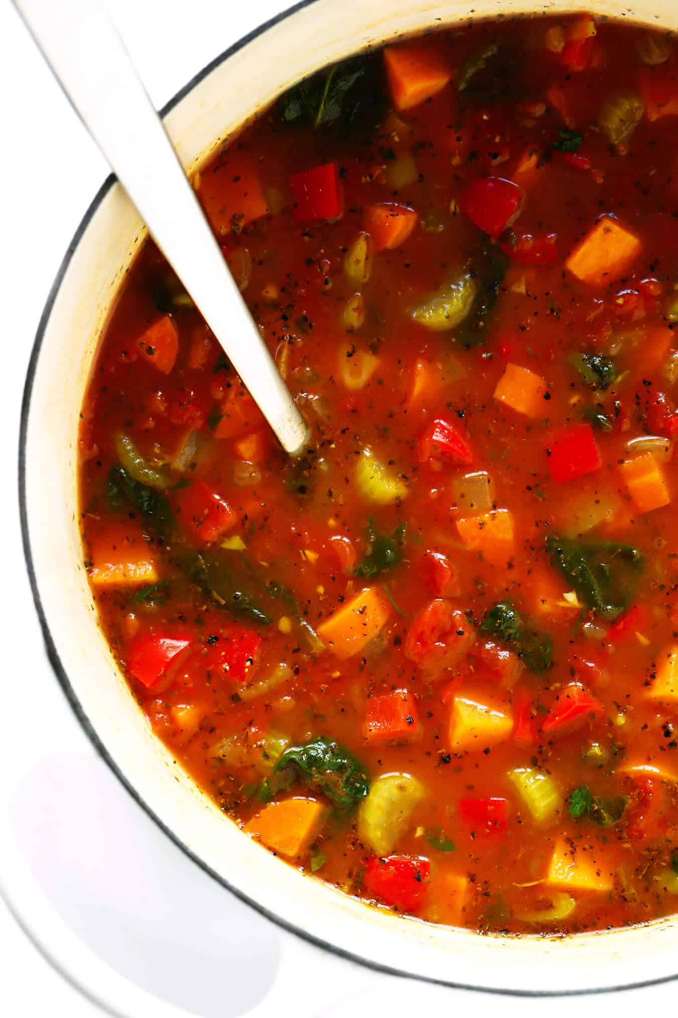 This delicious vegetable soup recipe is made with an Italian tomato-herb broth and your choice of veggies. It's easy to make in the Instant Pot, Crockpot or on the stovetop...and so healthy and and delicious! | gimmesomeoven.com #vegetable #soup #healthy #vegan #glutenfree #italian #mealprep #freezermeal Vegetable Soup Recipe