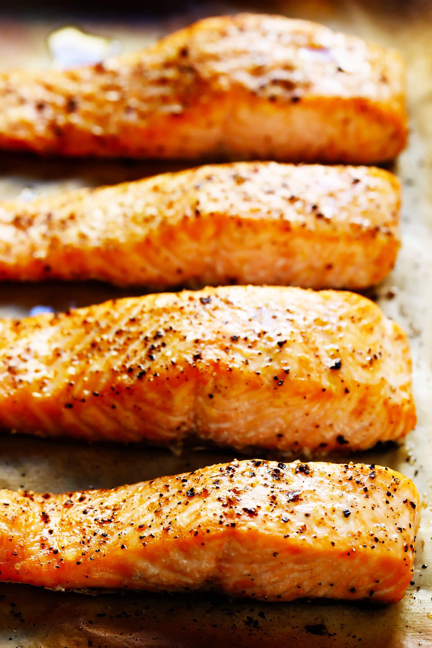 This quick and easy Green Curry Salmon recipe is made with tender salmon, fresh baby bok choy, and the most delicious Thai-inspired lime coconut green curry sauce. Ready to go in less than 30 minutes! | gimmesomeoven.com #salmon #curry #sauce #coconut #glutenfree #dinner #healthy #glutenfree Baked Salmon Filets