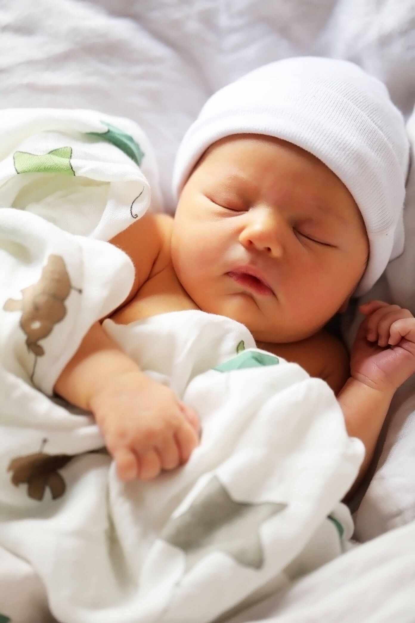 Meet Teo! Ali Martin introduces her newborn son. | gimmesomeoven.com Baby Teo