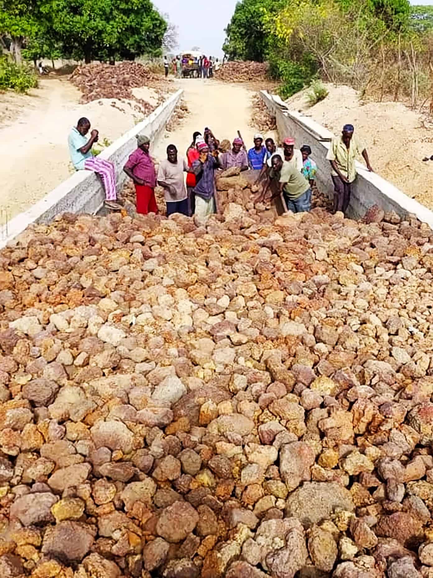 The latest updates from Ali Martin about life behind the scenes in Barcelona | gimmesomeoven.com The Wash Project Bridge Building in Mali