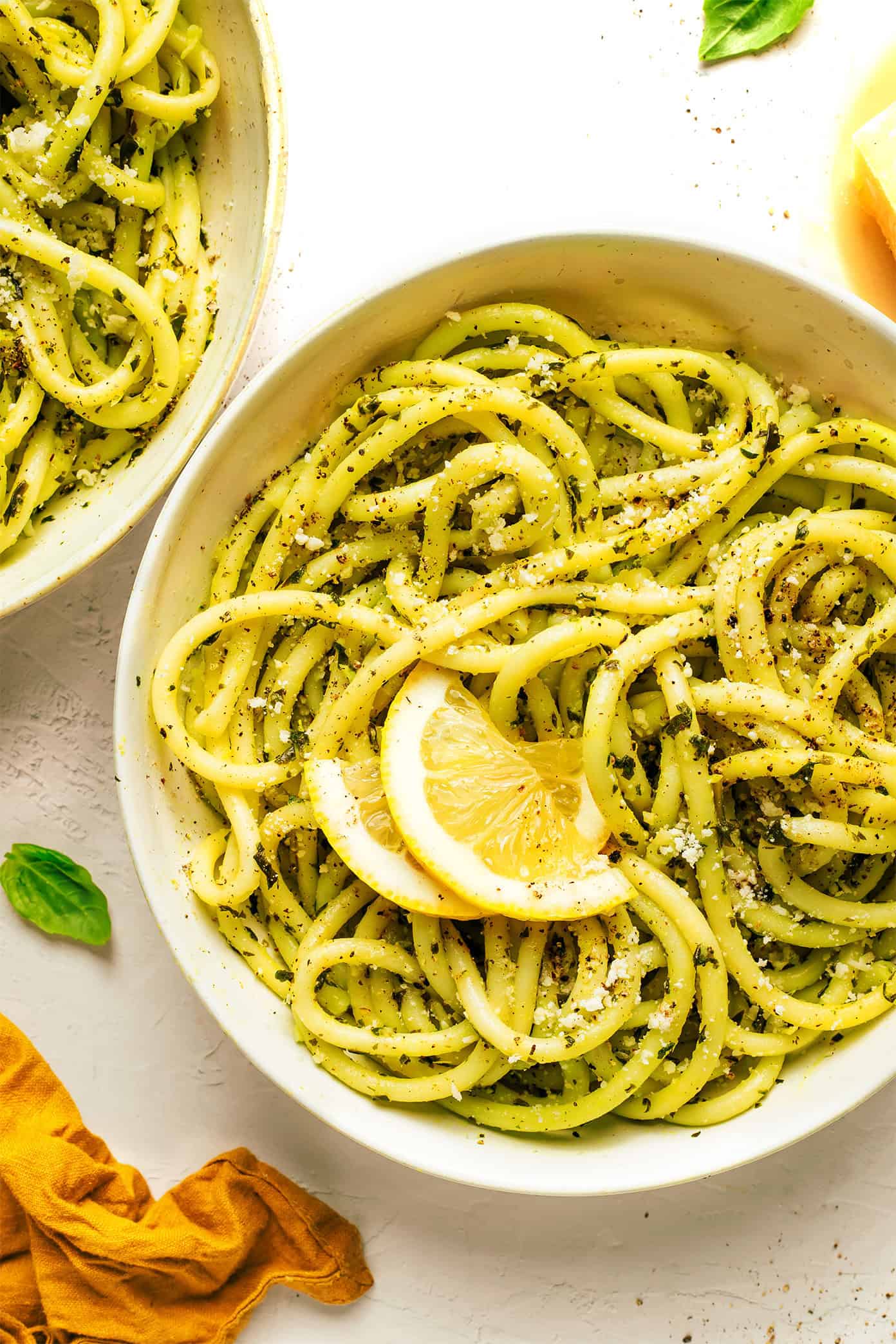 All you need are 6 simple ingredients to make a delicious batch of this lemon basil butter pasta dinner in less than 30 minutes! Feel free to add an extra protein (chicken, shrimp, sausage) or some extra veggies if you'd like too. | gimmesomeoven.com Lemon basil butter pasta in bowl