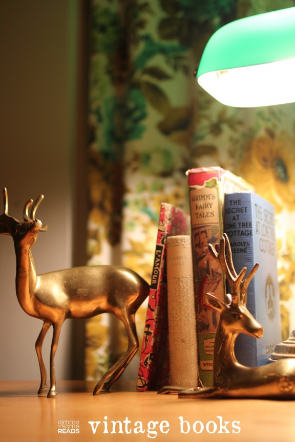 vintage books | gimmesomereads.com