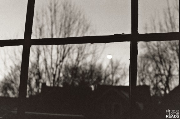 Winter Evening | gimmesomereads.com