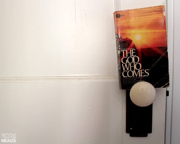 The God Who Comes by Carlo Carretto | gimmesomereads.com