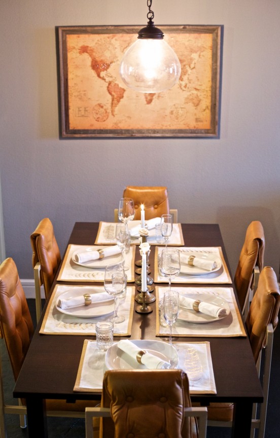 New Year's Table Setting | www.gimmesomestyleblog.com #newyears #tablesetting