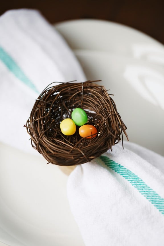 Easter Nest Napkin Ring | www.gimmesomestyleblog.com #napkinring #easter