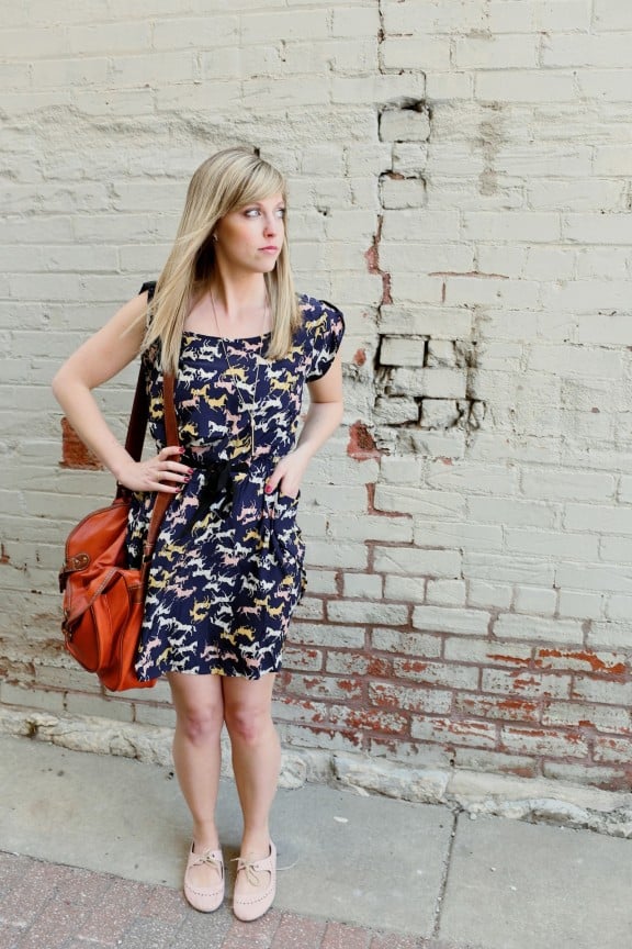 Horse Print Dress | www.gimmesomestyleblog.com #augustwrinkle